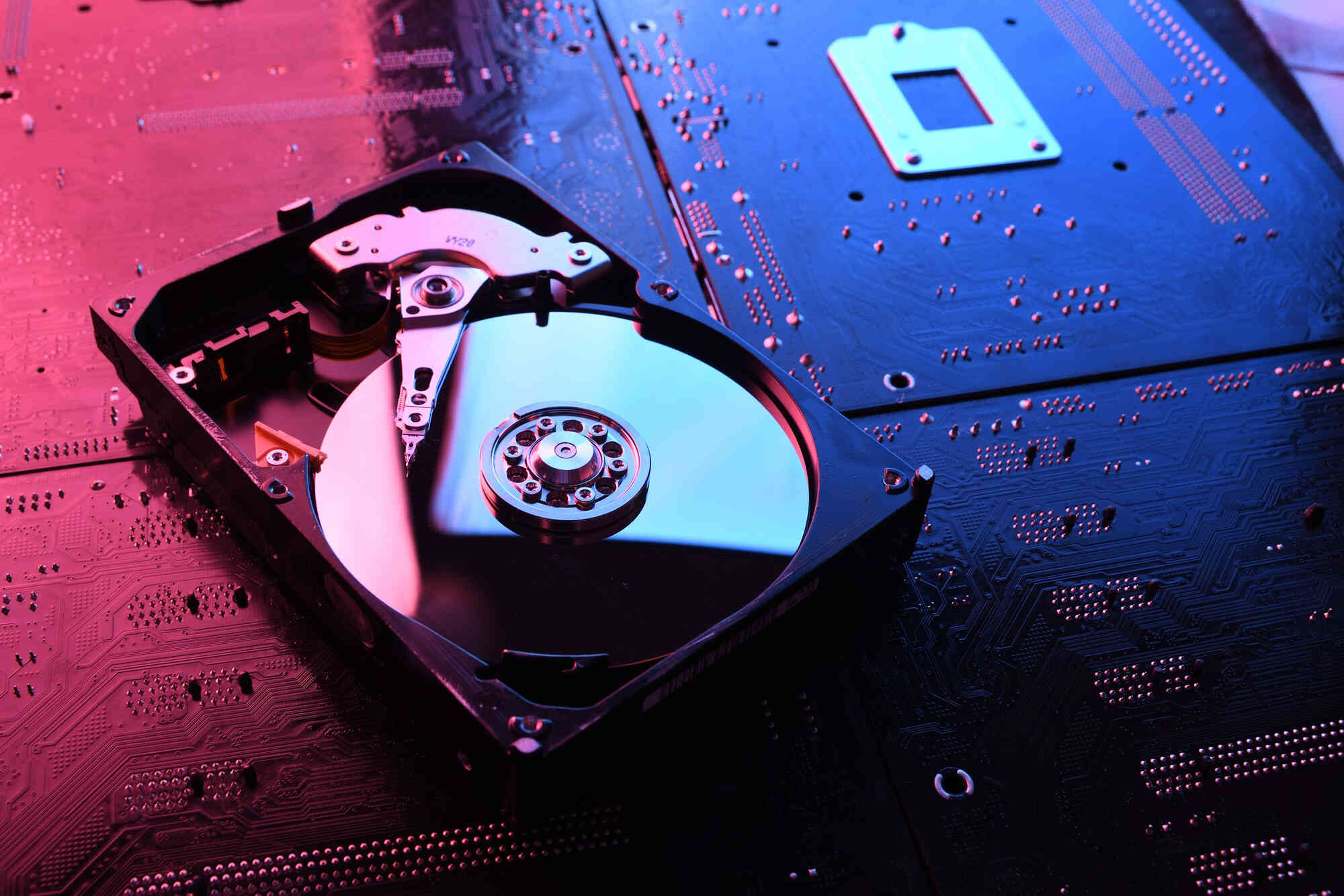 Rodzaje uszkodzeń dysków HDD i jak wpływają na odzyskiwanie danych